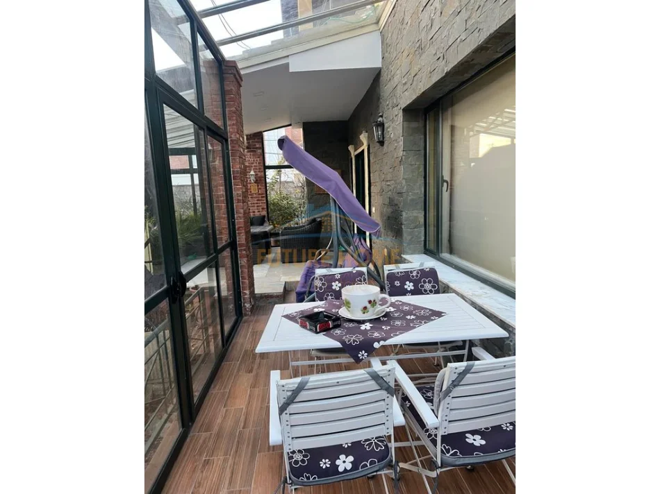 Tirane, jepet me qera apartament 2 Katshe , 1.055 m² 1.055 € (Sauk)