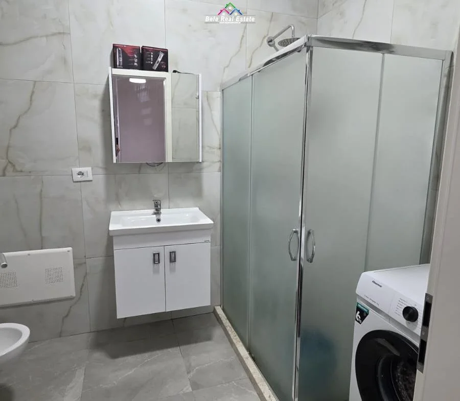 Tirane, jepet me qera apartament 2+1 Kati 3, 90 m² 550 € (Rruga Pasho Hysa)