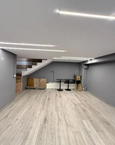 Tirane, shitet Vile 3 Katshe , 600 m² 2.000.000 € 