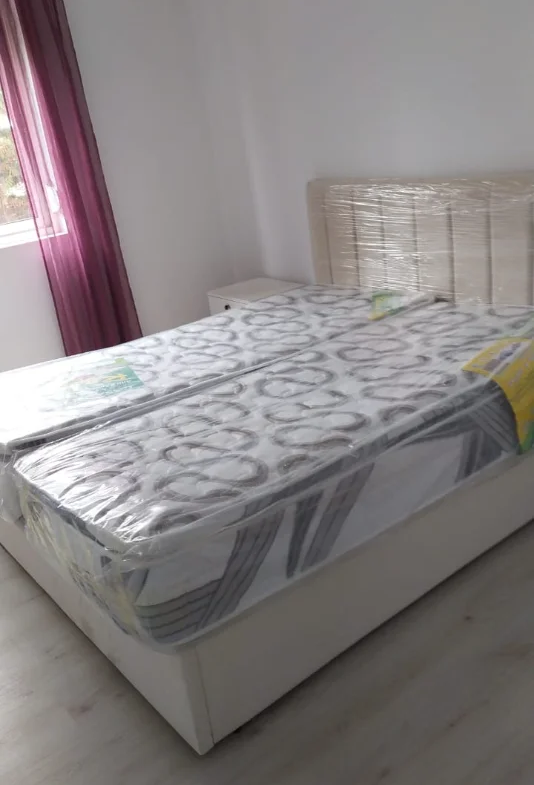 Tirane, jepet me qera apartament 1+1+Ballkon Kati 3, 60 m² 500 € (prane Pasticeri Likes)