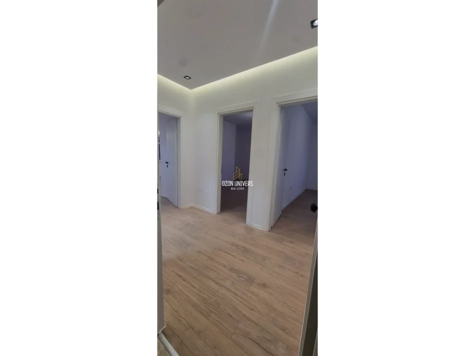 Tirane, shitet apartament 2+1+Ballkon Kati 2, 100 m² 160.000 € (Fresk)