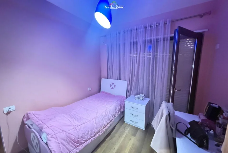 Tirane, shes apartament 3+1+Ballkon Kati 1, 120 m² 345.000 € (Rruga Selite e Vjeter)