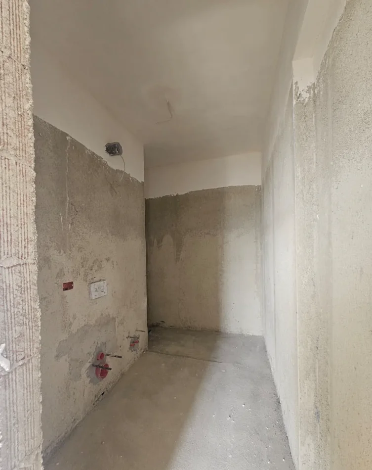 Tirane, shitet apartament 2+1 , 97 m² 104.652 € 