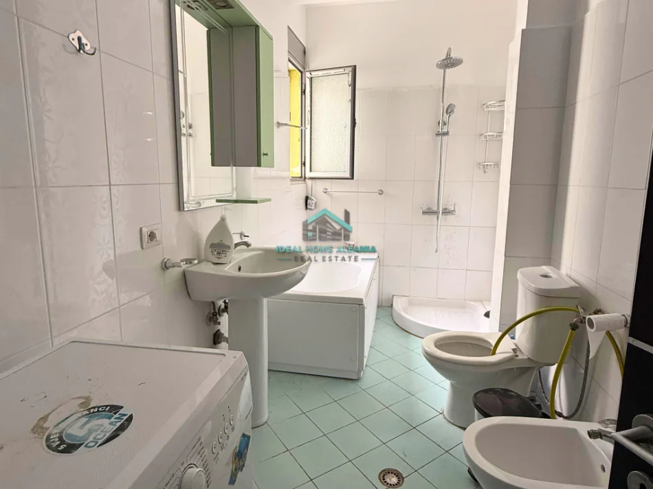 Vlore, shitet apartament 3+1+Ballkon Kati 4, 125 m² 210.000 € (Lungomare, vlore)