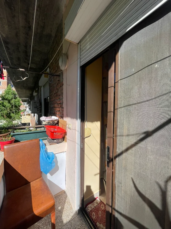 Tirane, jepet me qera apartament 2+1+Ballkon Kati 2, 86 m² 700 € (Stadiumi Dinamo)