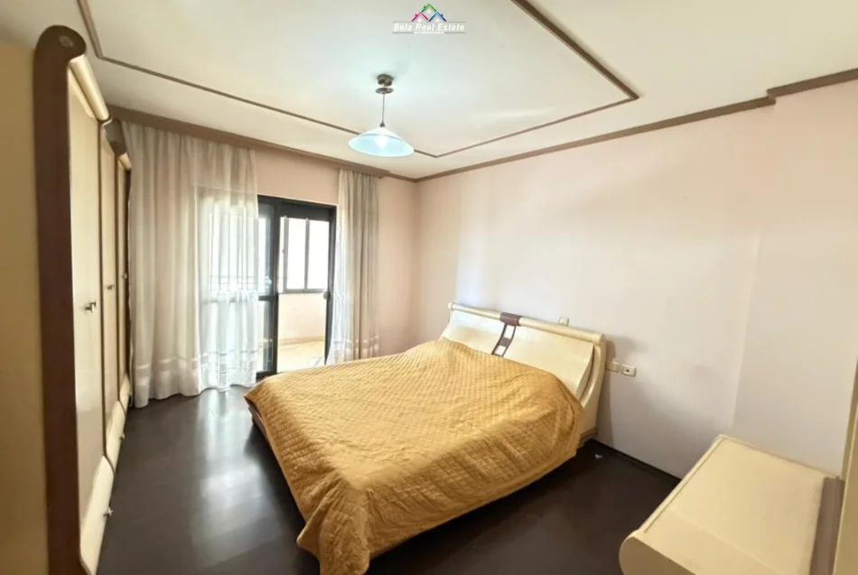 Tirane, shes apartament 2+1 Kati 5, 112 m² 263.000 € (Rruga Bill Klinton)