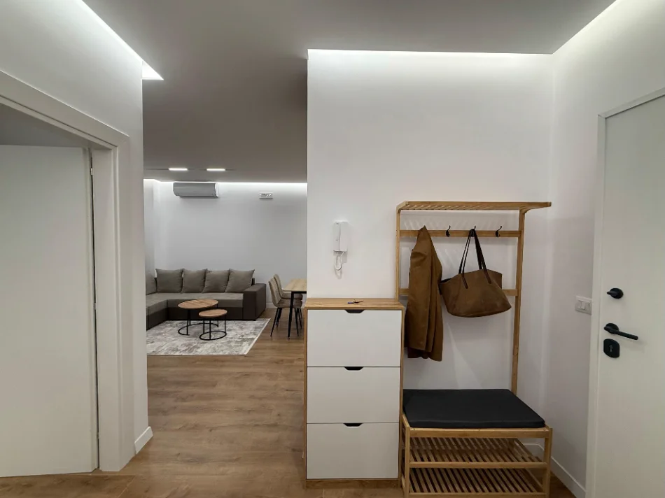 Tirane, jepet me qera apartament 2+1 Kati 2, 65 m² 520 € (Rruga Gryka e Kacanikut)