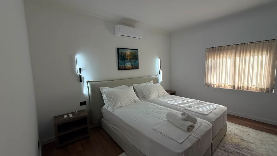 Vlore, jepet me qera Vile 2+1+Aneks+Ballkon Kati 1, 120 m² 800 € (Sherishte, Vlore)