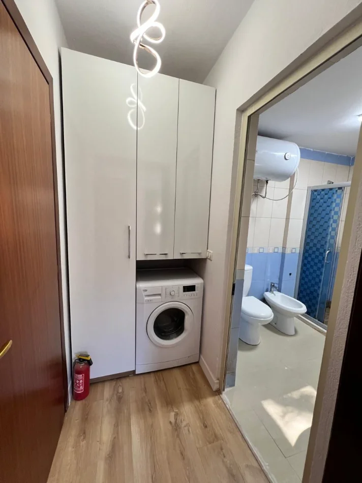 Durres, shitet apartament 1+1+Ballkon Kati 3, 75 m² 98.000 € (Golem, vetëm 100 metra nga deti)