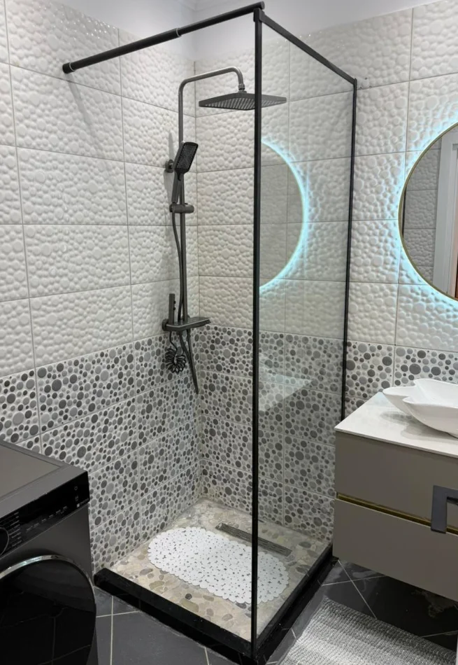 Tirane, shitet apartament 2+1 , 109 m² 165.000 € 