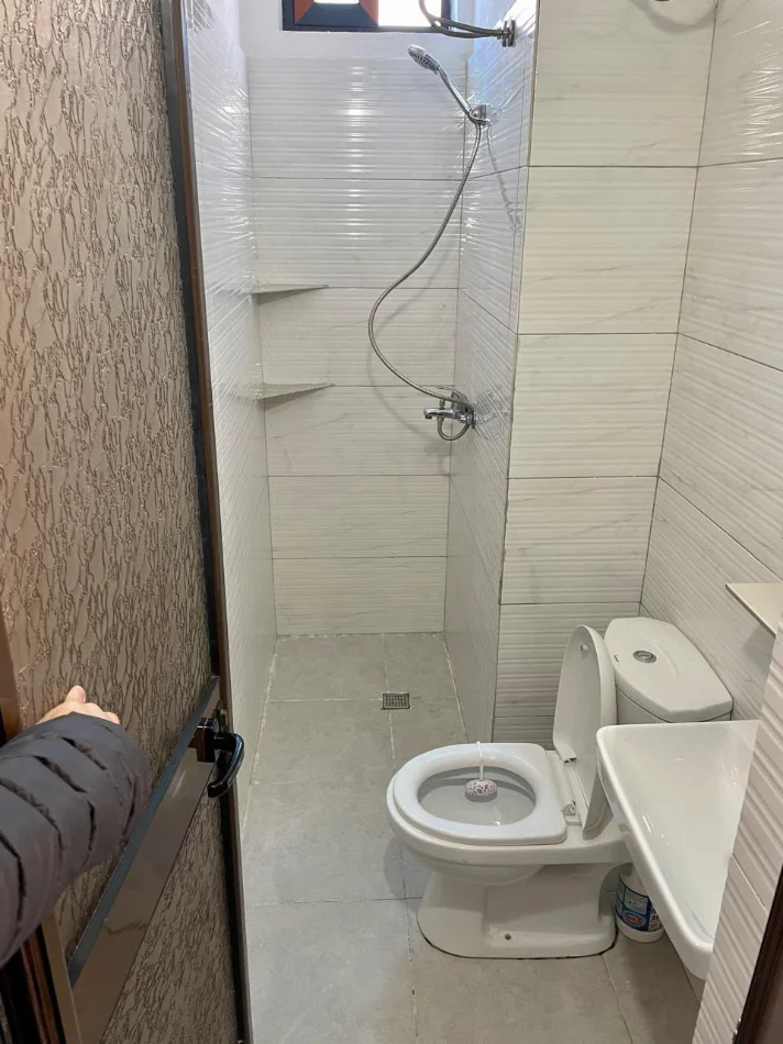 Tirane, jepet me qera apartament 2+1 Kati 1, 70 m² 400 € (5 Maji)