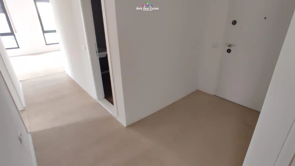 Tirane, jepet me qera zyre Kati 2, 100 m² 640 € (Xhanfize Keko)