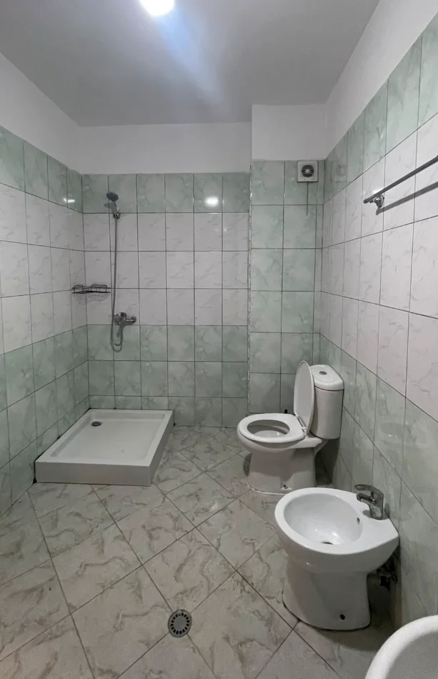Tirane, shitet apartament 2+1 Kati 7, 98 m² 140.000 € 