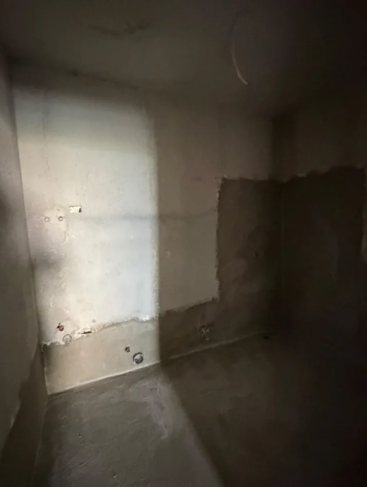 Tirane, shitet apartament 2+1 , 102 m² 97.500 € 