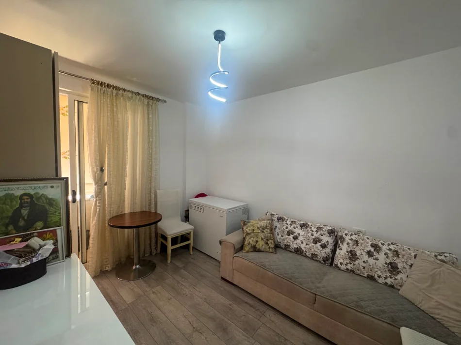 Tirane, shitet apartament 2+1 Kati 3, 97 m² 152.000 € (Misto Mame)