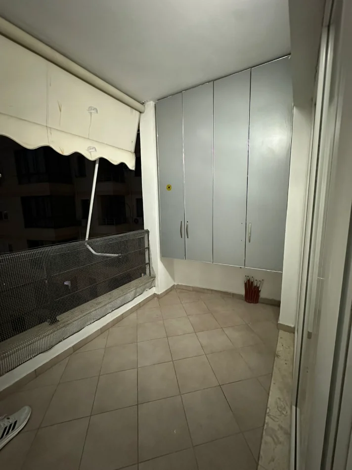 Tirane, jepet me qera apartament 1+1+Ballkon Kati 5, 68 m² 400 € (Astir)