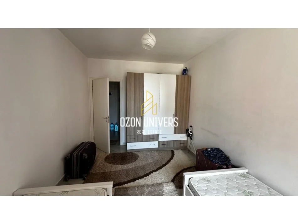 Tirane, jepet me qera apartament 2+1+Ballkon Kati 3, 111 m² 600 € (Kompleksi Jolla, Astir)