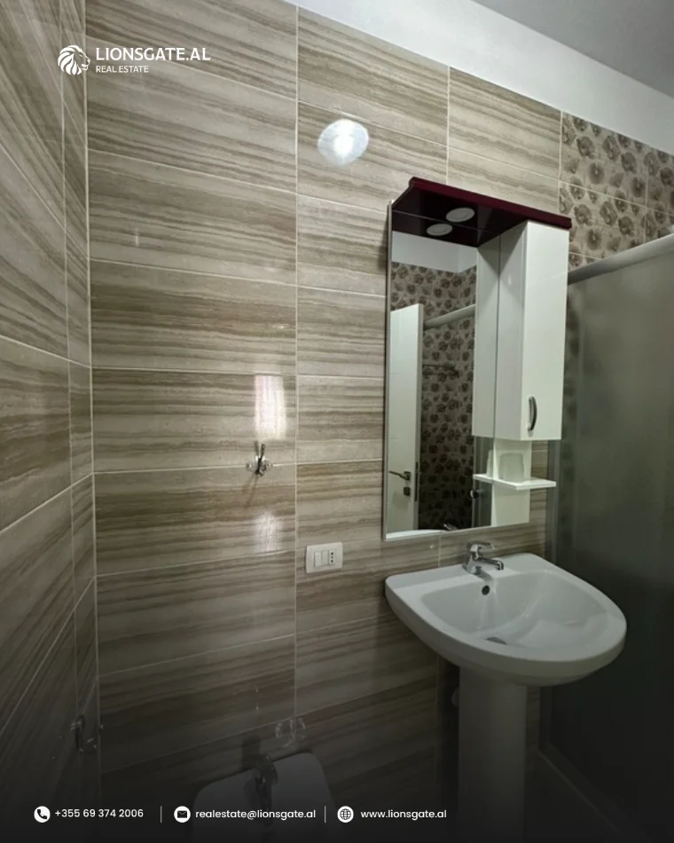Tirane, jepet me qera apartament 1+1 , 66 m² 700 € 