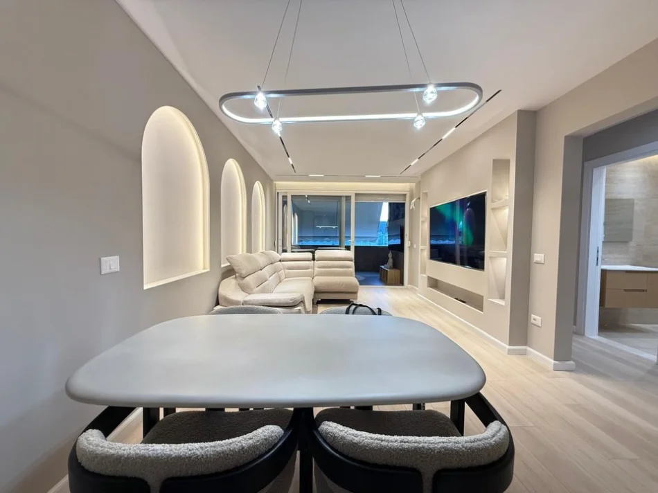 Tirane, shitet apartament 2+1 , 112 m² 305.000 € (Myslym Shyri)