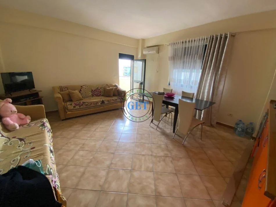 Durres, jepet me qera apartament 1+1+Ballkon Kati 2, 60 m² 350 € (Iliria,Plazh, Durres)