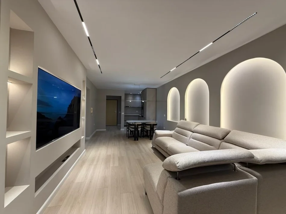 Tirane, shitet apartament 2+1 , 112 m² 305.000 € (Myslym Shyri)