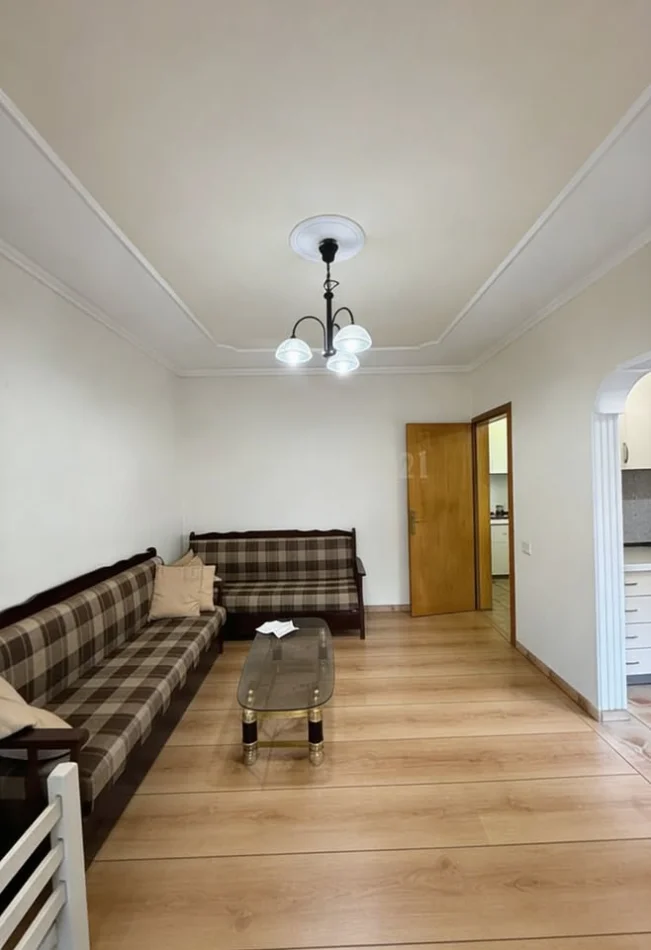 Tirane, shes apartament 1+1 Kati -2, 58 m² (Irfan Tomini)