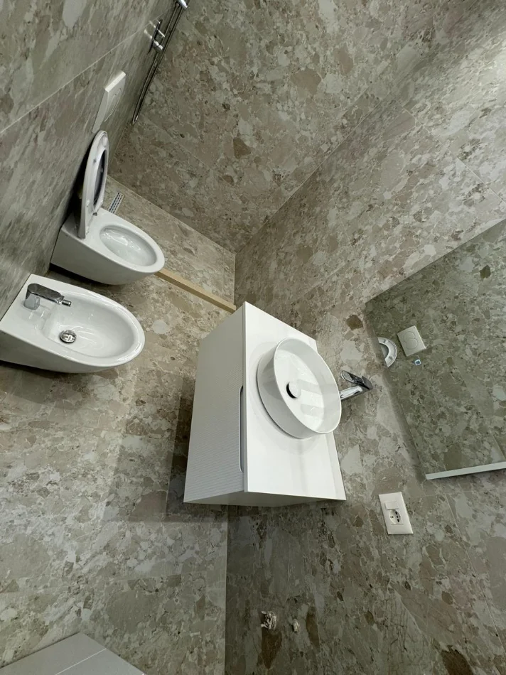 Tirane, shitet apartament 1+1 , 48 m² 115.000 € (materniteti i ri)