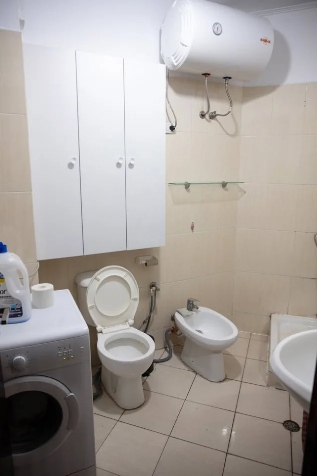 Tirane, shes apartament 2+1+Ballkon Kati 6, 114 m² 249.000 € (RRUGA RRAPO HEKALI)