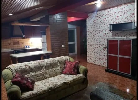 Tirane, jepet me qera Vile 2+1+Ballkon Kati 3, 115 m² 500 € (rruga xhanfize keko)