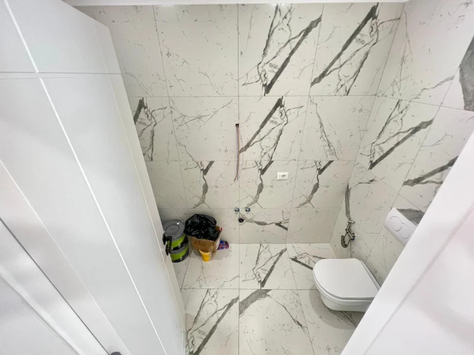 Tirane, shitet apartament 2+1 Kati 3, 118 m² 339.000 € (Liqeni Artificial)