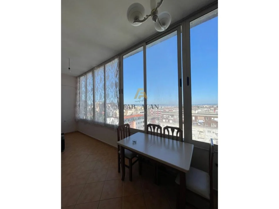 Tirane, jepet me qera apartament 2+1 Kati 7, 78 m² 350 € (Fresku, rruga e Thesarit)