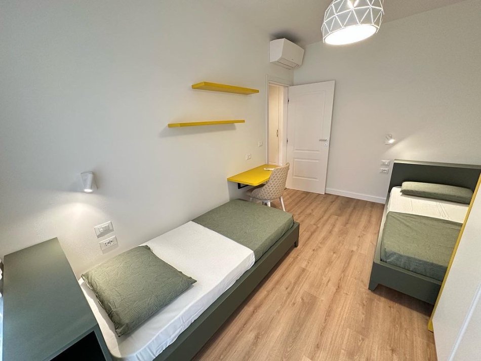 Tirane, jepet me qera apartament 2+1 Kati 3, 100 m² 1.200 € (zogu zi)