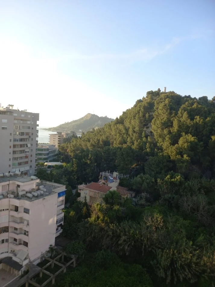 Durres, jepet me qera, apartament 1+1 , (VOLLGA DURRES!)