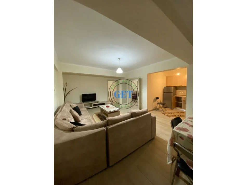 Durres, jepet me qera apartament 2+1 Kati 1, 80 m² 500 € (Vollga, Durrës)