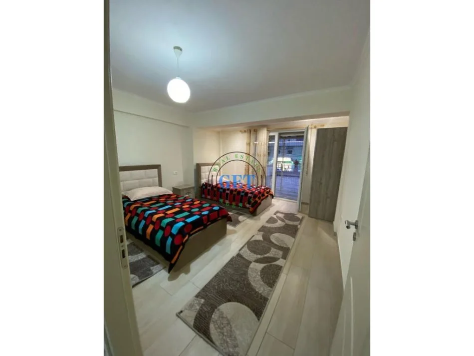 Durres, jepet me qera apartament 2+1+Ballkon Kati 1, 90 m² 500 € (Vollga)