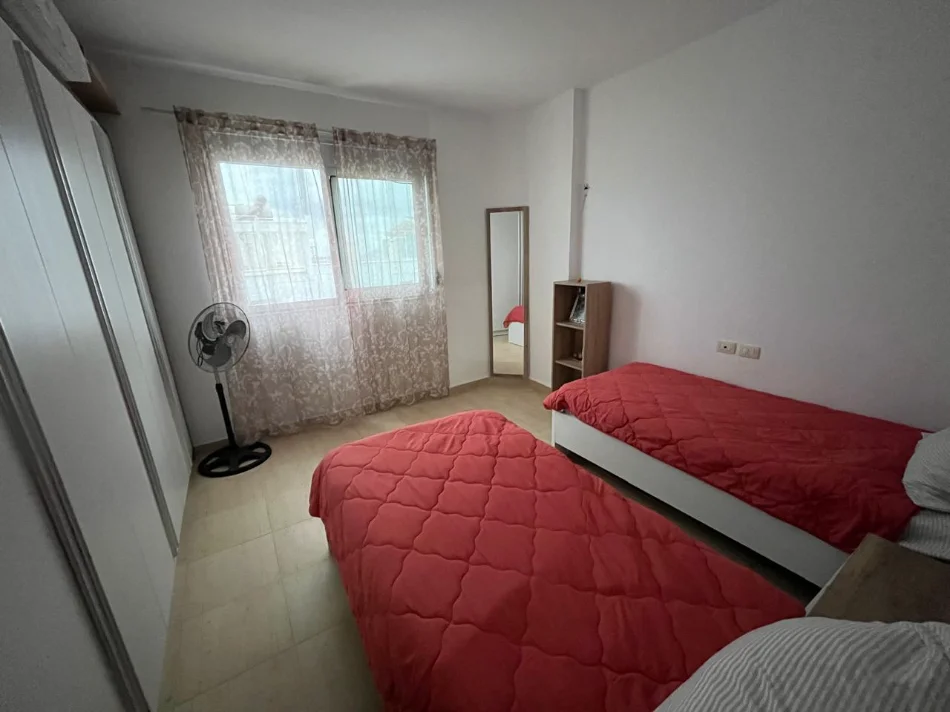 Vlore, shitet apartament 2+1+Ballkon Kati 7, 108 m² 199.000 € (Lungomare, pranë Shkollës së Marinës)