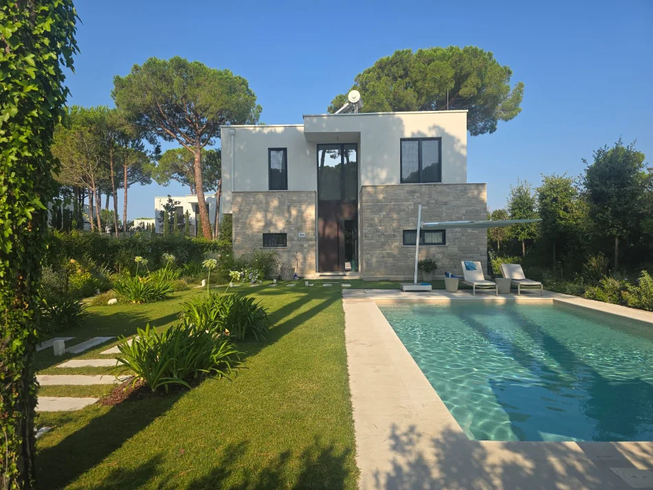 Gjiri Lalezit | Hamallaj, shitet Vile Vile 3 Katshe , 211 m² (San Pietro Residence)