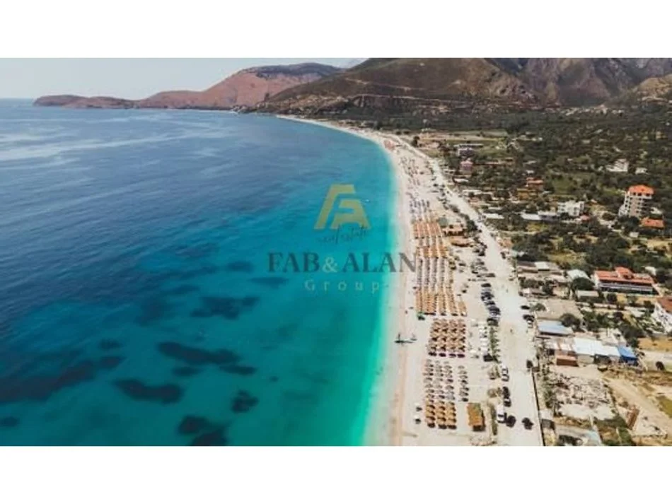 Borsh, shitet toke , 5.400 m² 2.160.000 € (Borsh)