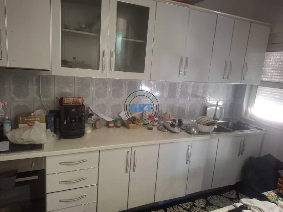 Durres, shitet apartament 2+1 Kati 4, 96 m² 90.000 € (Stadiumi, Durres)