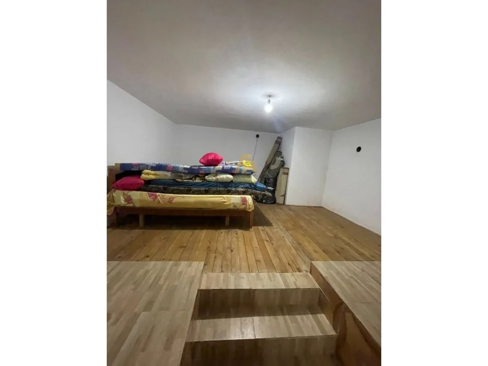 Tirane, shitet apartament 2+1 Kati 1, 94 m² 140.000 € (Casa Italia)