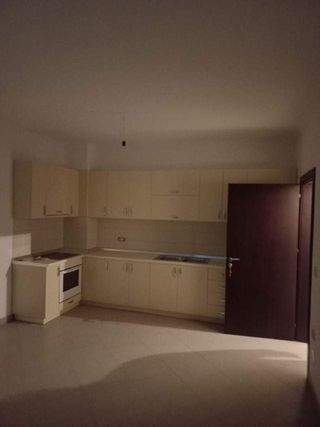 Tirane, shitet apartament 2+1+BLK Kati 3, 106 m² 95.500 Euro