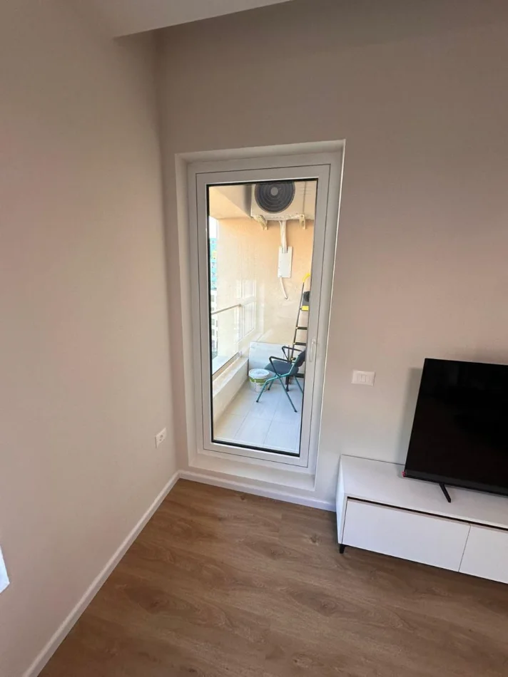 Tirane, shitet apartament 1+1 , 60 m² (Rezidenca Kadiu)