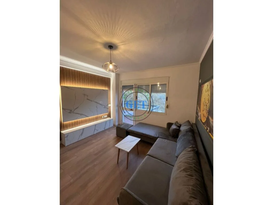 Durres, shitet apartament 2+1 Kati 6, 73.000 € (Shkembi Kavajes, Durres)