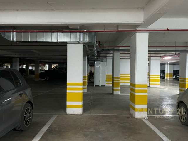 Tirane, jepet me qera apartament 2+1+BLK Kati 3, 100 m² 650 Euro (Tower Bridge 3, Shkolla e Bashkuar)