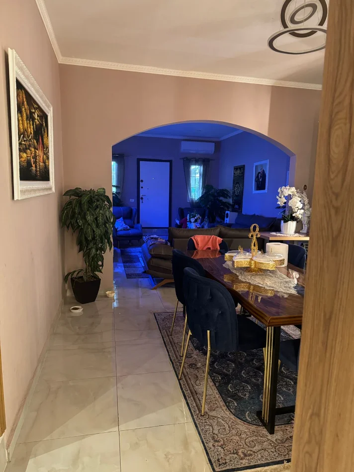 Tirane, shitet Vile 2+1 , 112 m² 185.000 € (vasil shanto)