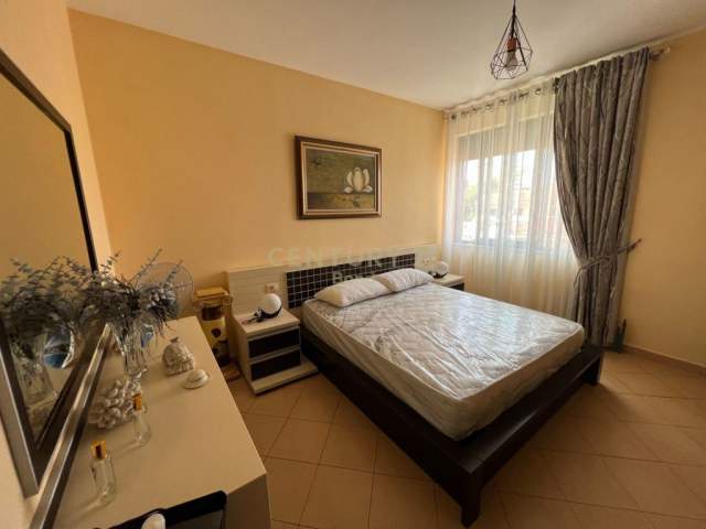 Tirane, jepet me qera apartament 2+1+A+BLK Kati 3, 94 m² 550 Euro (Shkolla e Baletit)