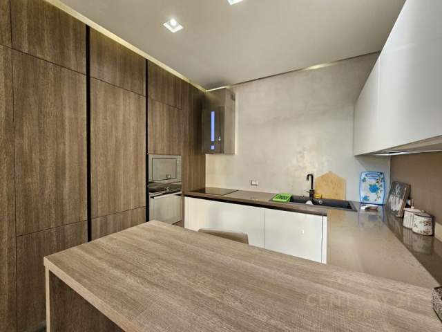 Tirane, jepet me qera apartament 2+1+A+BLK Kati 4, 100 m² 1.150 Euro (Rruga Elbasanit,Pallat Ri)