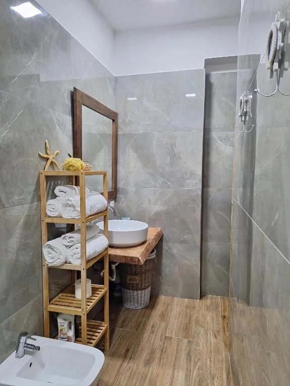 Dhermi - Palase, shes apartament 2+1+Ballkon Kati 3, 86 m² 