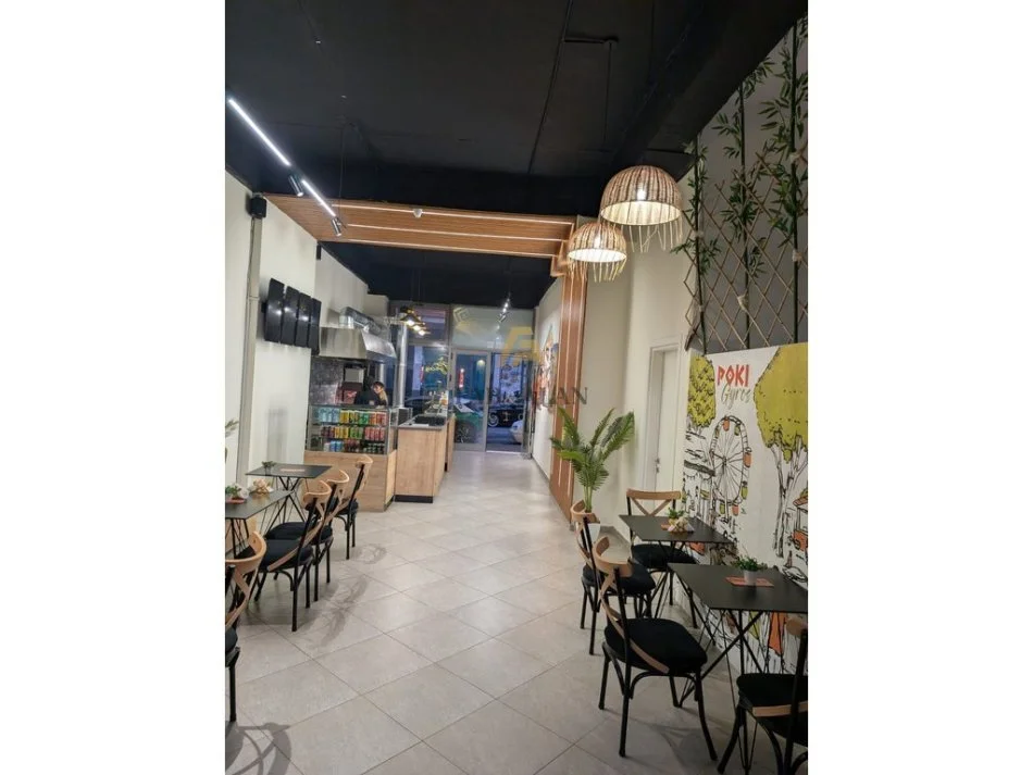 Tirane, shitet biznesi , 15.000 Euro (Kompleksi Orion, rruga e Dibres)