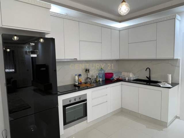 Tirane, jepet me qera apartament 2+1+A+BLK Kati 8, 96 m² 500 Euro (Don Bosko,Tirane !)